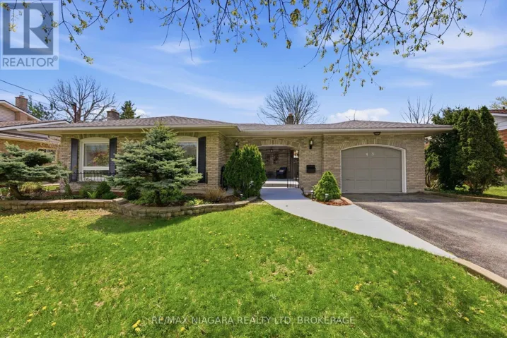 45 LINDBERGH DRIVE, Fort Erie (Central), Ontario L2A2Z6