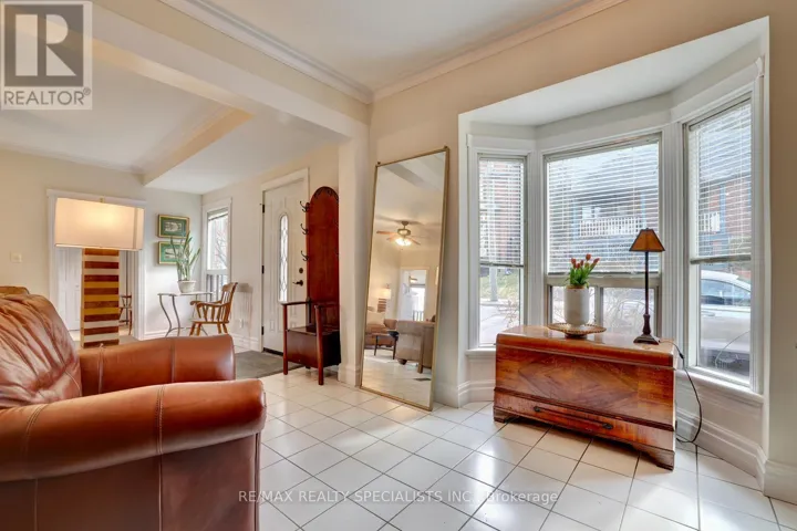 17 FOSTER AVENUE, Hamilton (Corktown), Ontario L8N1Z7