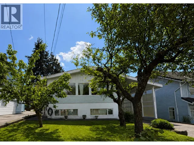 5006 FULWELL STREET, Burnaby, British Columbia V5G1P2