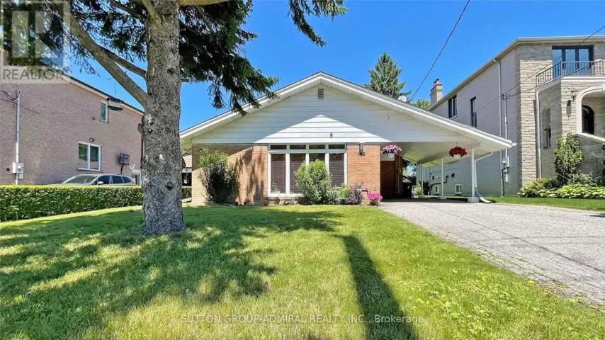182 REINER ROAD, Toronto (Clanton Park), Ontario M3H2L9