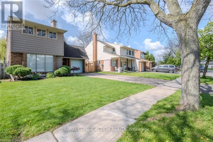 24 HALLMARK STREET, Brantford, Ontario N3P1A5