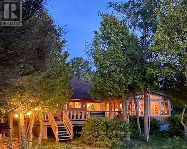 11 SPRY SHORE ROAD, Northern Bruce Peninsula, Ontario N0H1W0