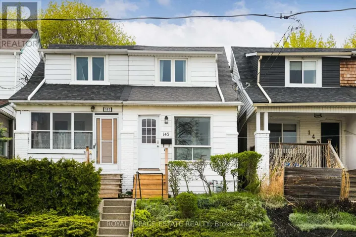 145 HILLINGDON AVENUE, Toronto (Woodbine Corridor), Ontario M4C3J1