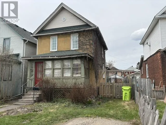 229 Grosvenor ST, Sault Ste. Marie, Ontario P6A1N6