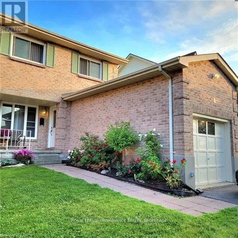 4 BALMORAL COURT, Kingston (West of Sir John A. Blvd), Ontario K7M7S9