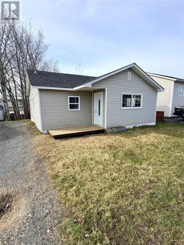 15 Earle Street, Grand Falls - Windsor, Newfoundland & Labrador A2B1E9