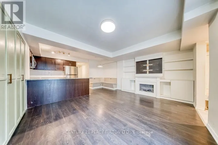 103 - 3 APPLEWOOD LANE W, Toronto (Etobicoke West Mall), Ontario M9C0C1