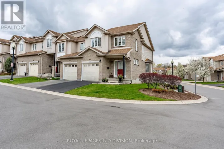 100 - 105 PINNACLE DRIVE, Kitchener, Ontario N2P1B8