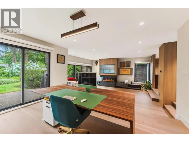 423 GREENSBORO PLACE, Vancouver, British Columbia V5X4M6