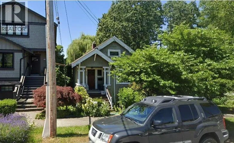 3707 INVERNESS STREET, Vancouver, British Columbia V5V4V8