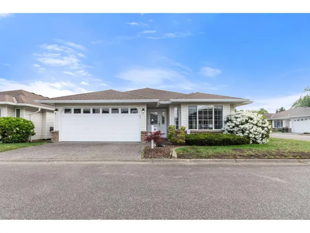 44 46485 AIRPORT ROAD, Chilliwack Proper South, Chilliwack, British Columbia V2P7Y1