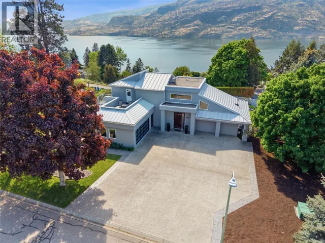 2090 Bennett Road, Kelowna, British Columbia V1V2C2
