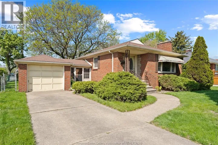 295 HENKEL PLACE, Windsor, Ontario N8Y2E8