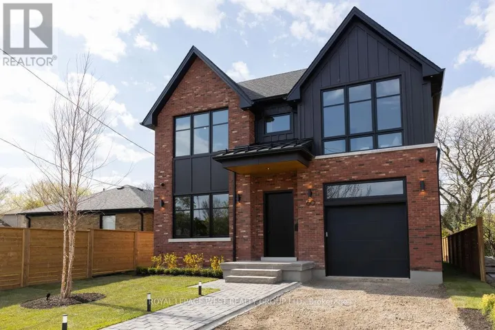 60 ATHOL AVENUE, Toronto (Stonegate-Queensway), Ontario M8Z2A8