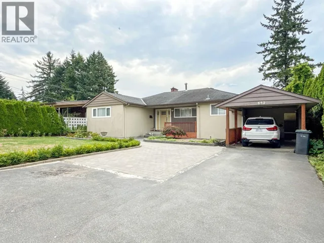 652 SHAW AVENUE, Coquitlam, British Columbia V3K2R6