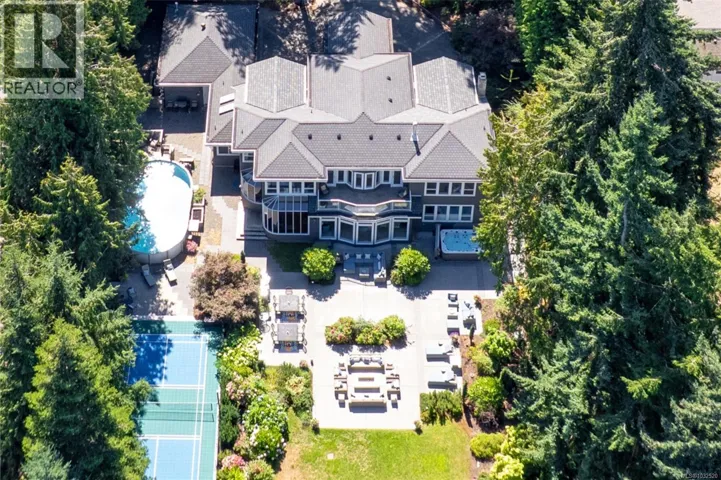 1895 Widgeon Rd, Qualicum Beach, British Columbia V9K1Y8