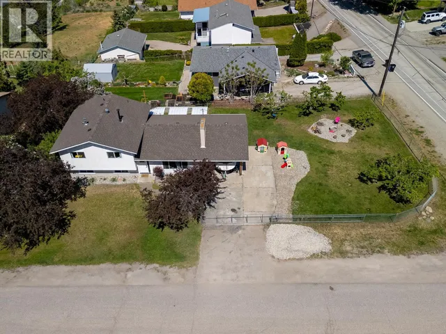 10694 Bonnie Drive, Lake Country, British Columbia V4V1W1