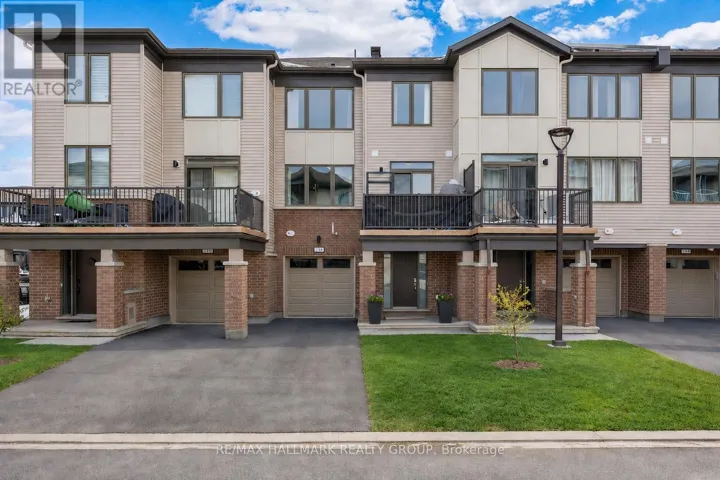 738 CHROMITE PRIVATE, Ottawa, Ontario K2J7J2