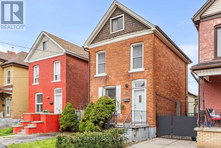 51 CLYDE STREET, Hamilton (Landsdale), Ontario L8L5R5