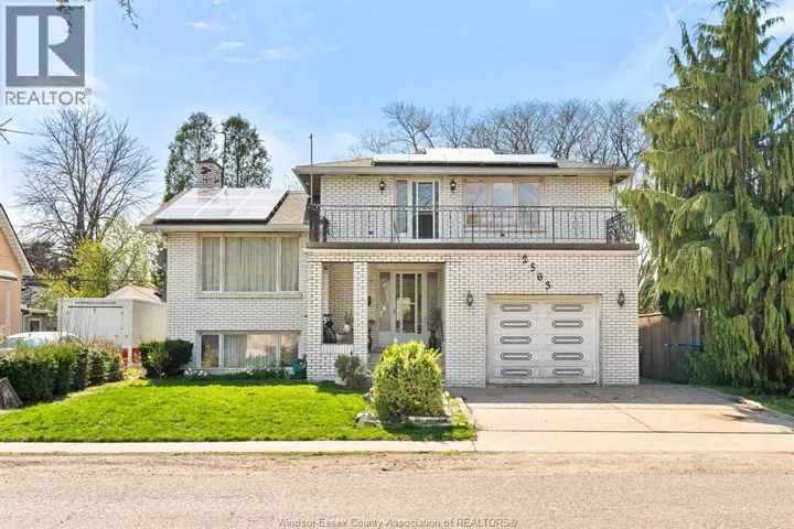 2563 ROSSINI BOULEVARD, Windsor, Ontario N8W4R2