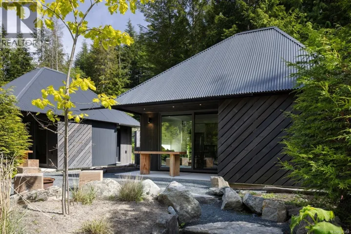 17 6504 Powder Main Rd, Port Renfrew, British Columbia V0S1K0