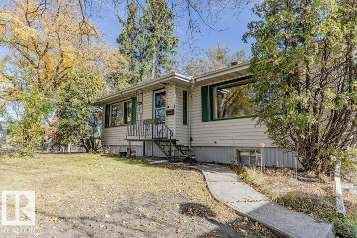 12339 89 ST NW, Edmonton, Alberta T5B3W8
