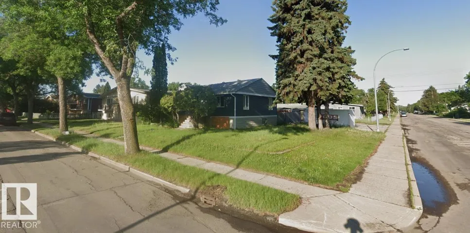 11834 44 ST NW, Edmonton, Alberta T5W2S5