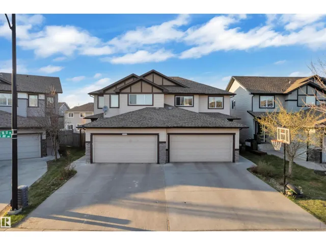 5520 5 AV SW, Edmonton, Alberta T6X1R9