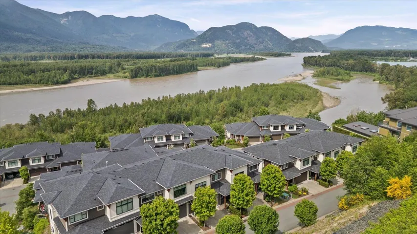 48 43685 CHILLIWACK MOUNTAIN ROAD, Chilliwack Mountain, Chilliwack, British Columbia V2R0X5