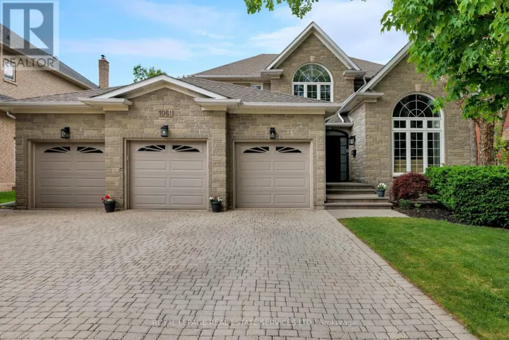 1061 SUMMIT RIDGE DRIVE, Oakville (WT West Oak Trails), Ontario L6M3K9