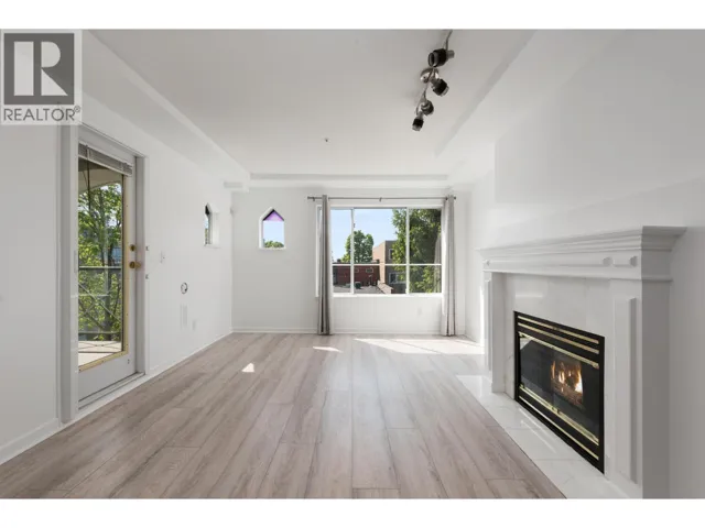 304 6475 CHESTER STREET, Vancouver, British Columbia V5W4B7