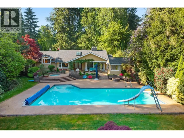 537 EASTCOT ROAD, West Vancouver, British Columbia V7S1E5
