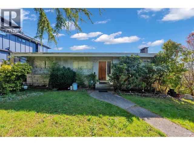 7790 ELLIOTT STREET, Vancouver, British Columbia V5S2N9