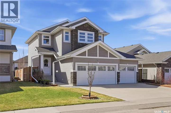 983 Pringle COVE, Saskatoon, Saskatchewan S7T1C9