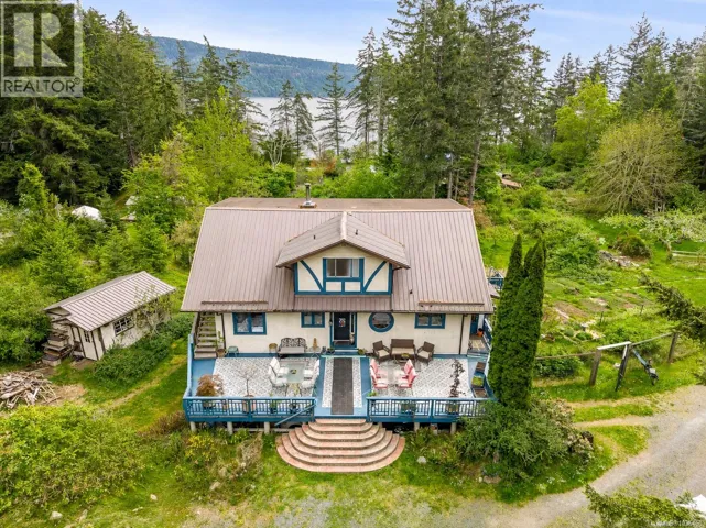 9510 McFarlane Rd, Denman Island, British Columbia V0R1T0