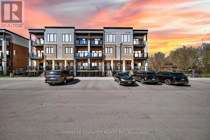 5 - 25 ISHERWOOD AVENUE, Cambridge, Ontario N1R0E2