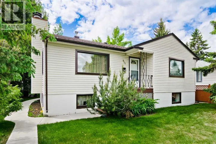 617 17 Avenue NE, Calgary, Alberta T2E1M4