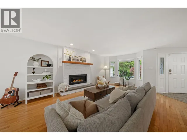 1479 PERCY COURT, North Vancouver, British Columbia V7G2P4