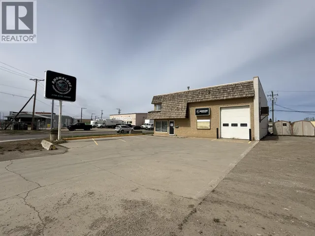 10124 93 AVENUE, Fort St. John, British Columbia V1J1E2