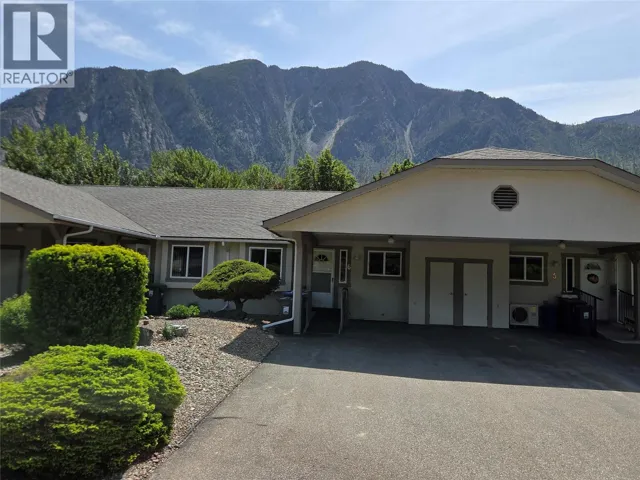 815 11th Avenue Unit# 6, Keremeos, British Columbia V0X1N3