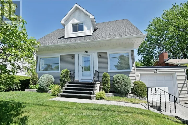 1707 EDGE HILL PLACE, Ottawa, Ontario K1V7W5