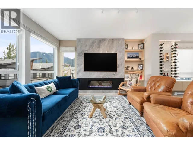 41204 HIGHLINE PLACE, Squamish, British Columbia V8B1C2