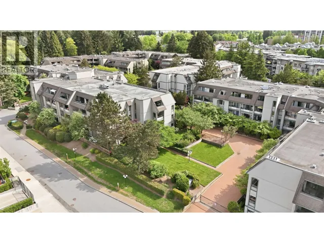 309 2915 GLEN DRIVE, Coquitlam, British Columbia V3B7H8