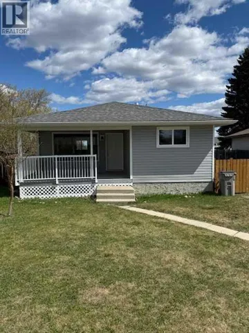 11 Chaisson Crossing, Whitecourt, Alberta T7S1B6