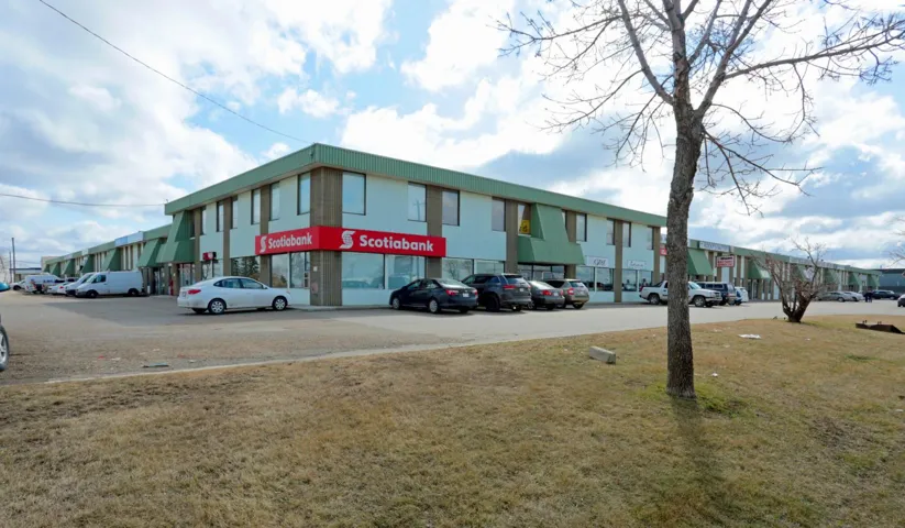 8509, 6025 86 Street, Edmonton, Alberta T6E2X4
