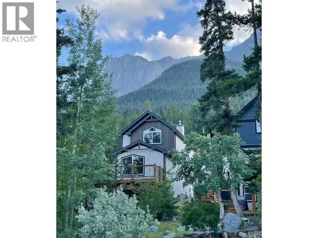 921 Lawrence Grassi Ridge, Canmore, Alberta T1W2Z5