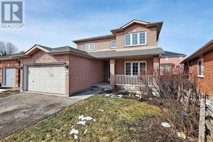 9 SYDENHAM WELLS, Barrie (0 East), Ontario L4M6R3