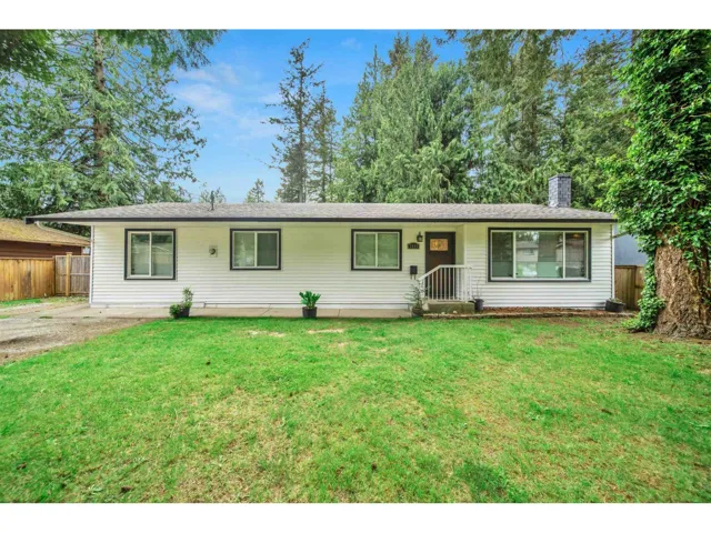 3895 201 STREET, Langley, British Columbia V3A1P3