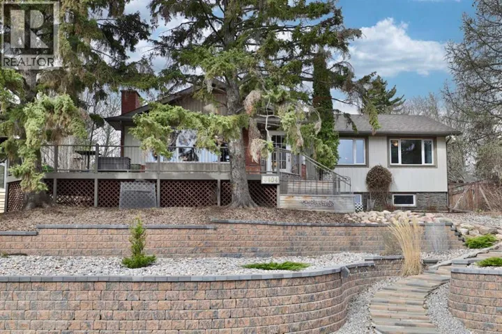 4404 52 Street, Camrose, Alberta T4V1T7