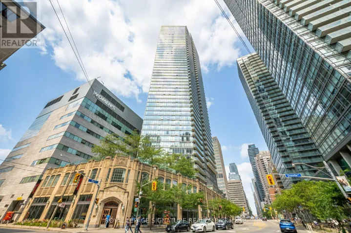 3307 - 832 BAY STREET, Toronto (Bay Street Corridor), Ontario M5S1Z6